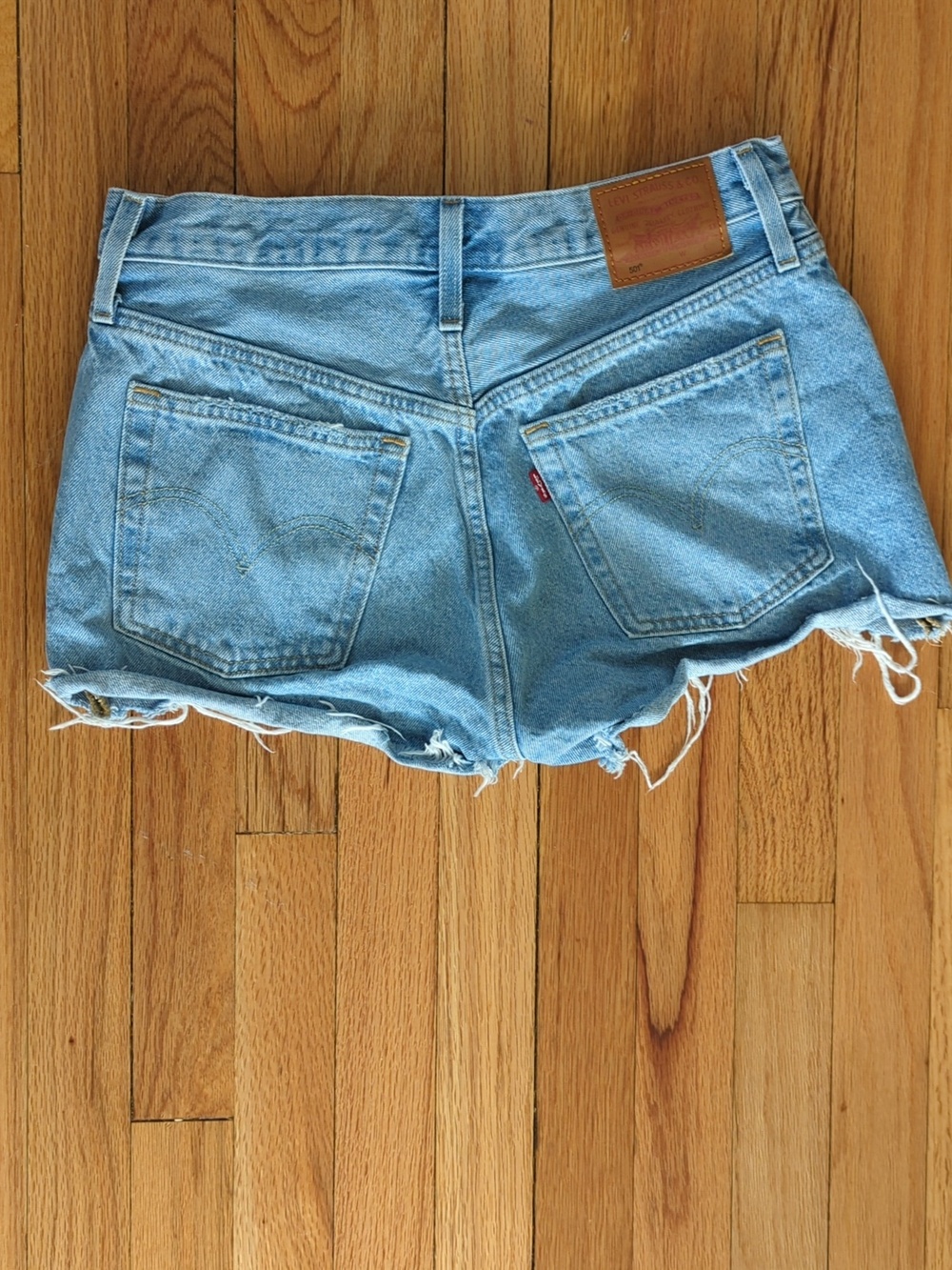 Levi's Premium distressed cutoff button fly jeans shorts - Picture 2 of 10